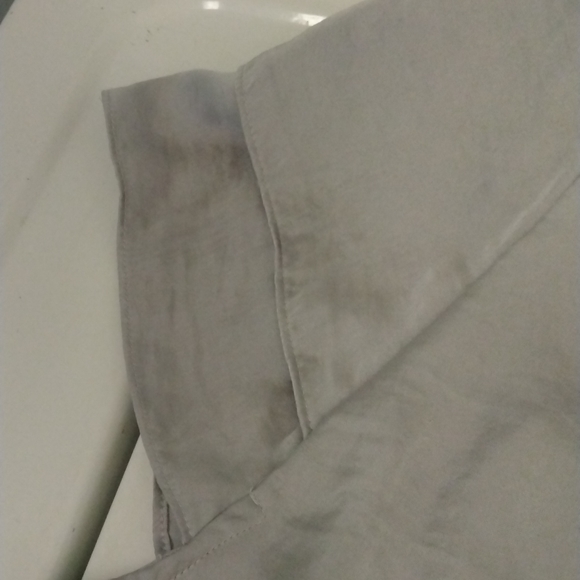 Dress Barn Silver/Grey Colored Pullover Top Sz. L - Picture 9 of 9